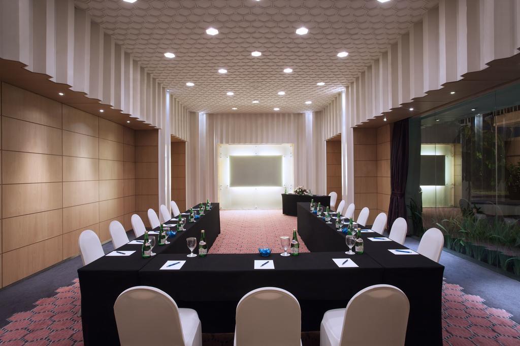 Le Grandeur Mangga Dua Hotel Jakarta Exterior foto