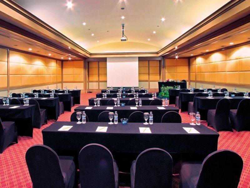 Le Grandeur Mangga Dua Hotel Jakarta Exterior foto