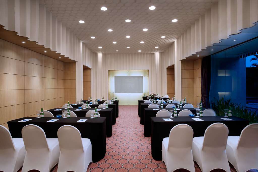 Le Grandeur Mangga Dua Hotel Jakarta Exterior foto
