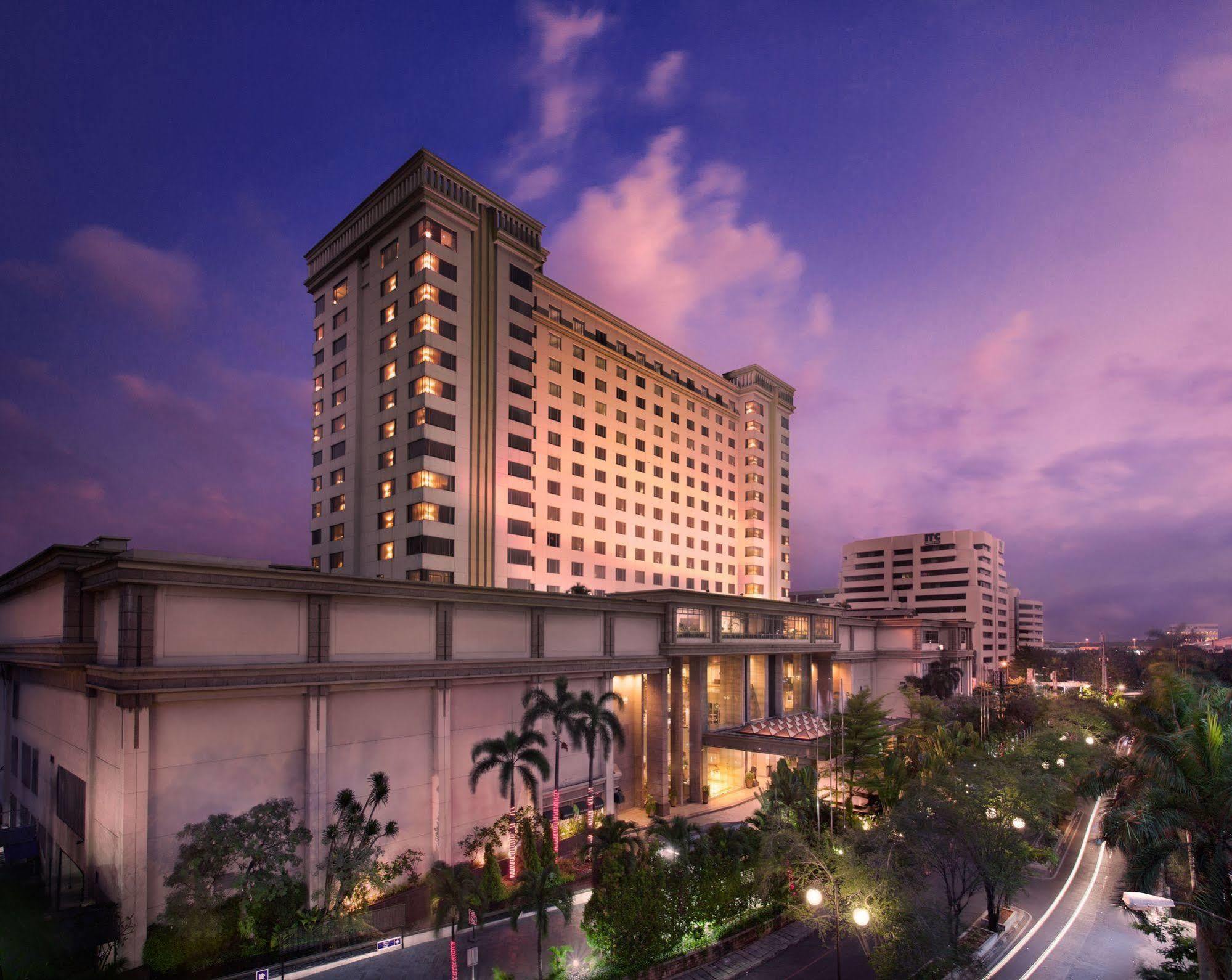 Le Grandeur Mangga Dua Hotel Jakarta Exterior foto
